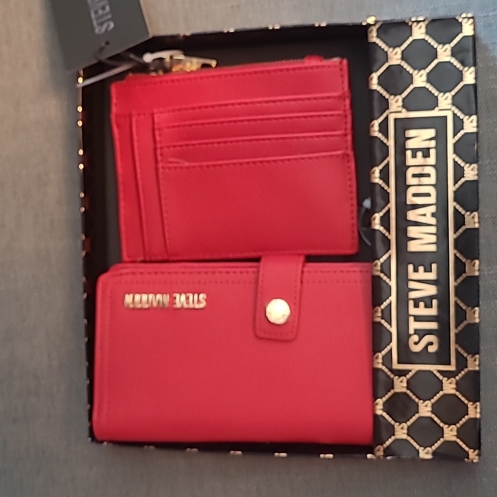Steve Madden red wallet and card case